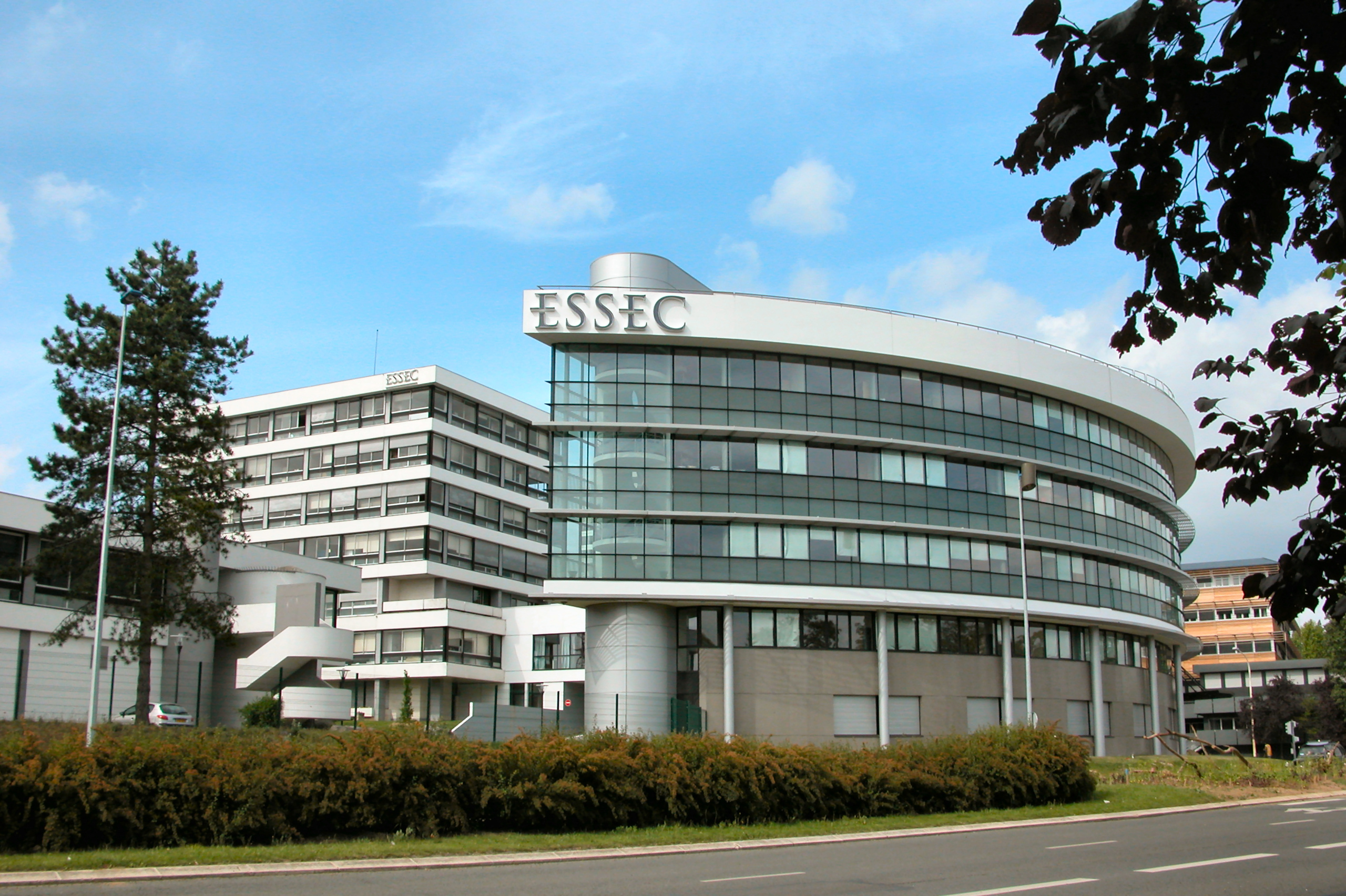 L’ESSEC et le Collège international de philosophie lancent un partenariat sur la « Philosophie critique de l’innovation »