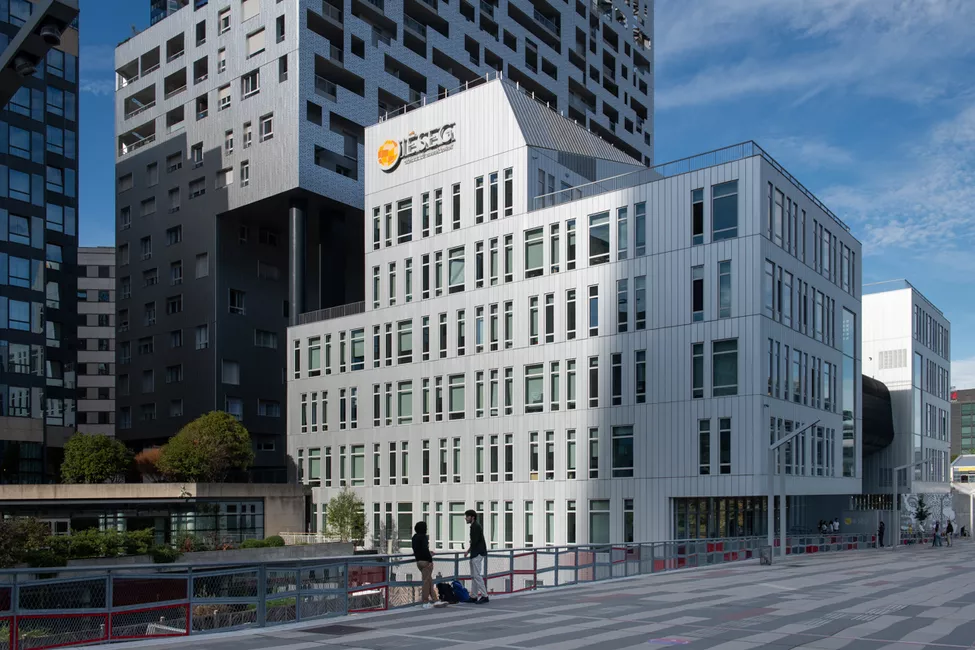 L’IÉSEG et RUBIKA s’associent avec un nouveau partenariat global !