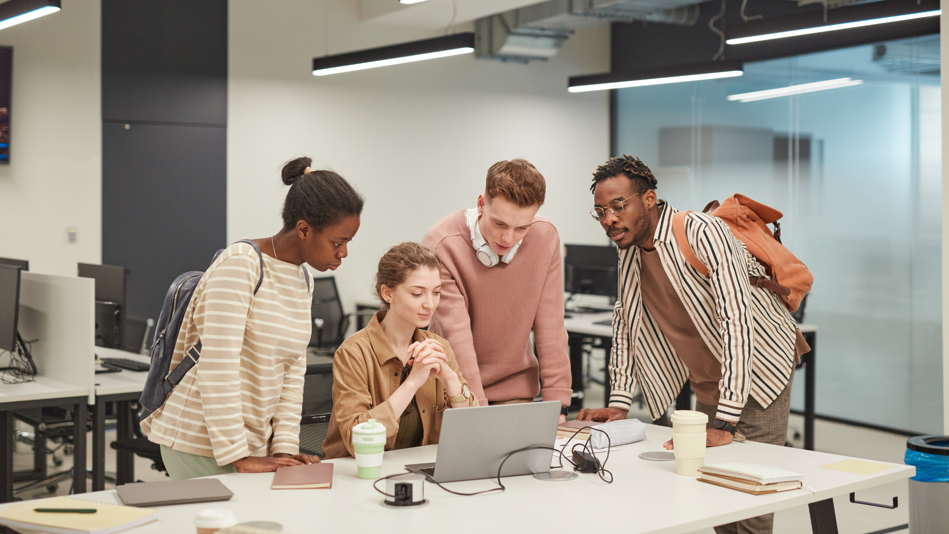 Exploration des Bachelors en Management hors Parcoursup : options et possibilités
