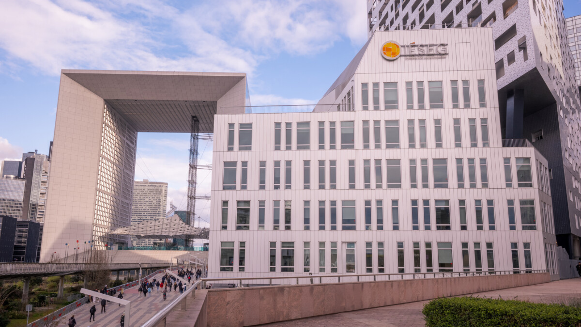 L’IÉSEG et la Cité de l’IA lancent un parcours certifiant en Data et IA