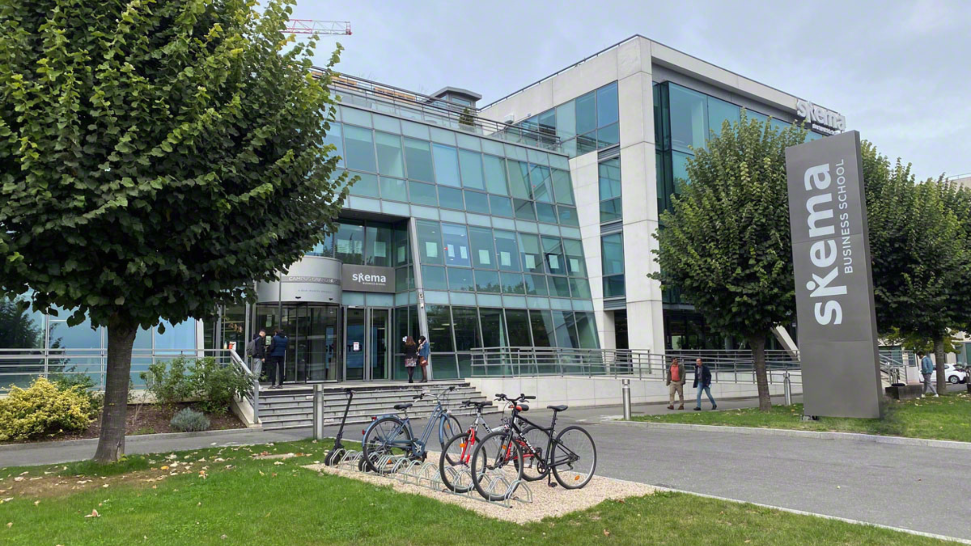 SKEMA : Comment remplir son CV Projectif pour l’entretien ?