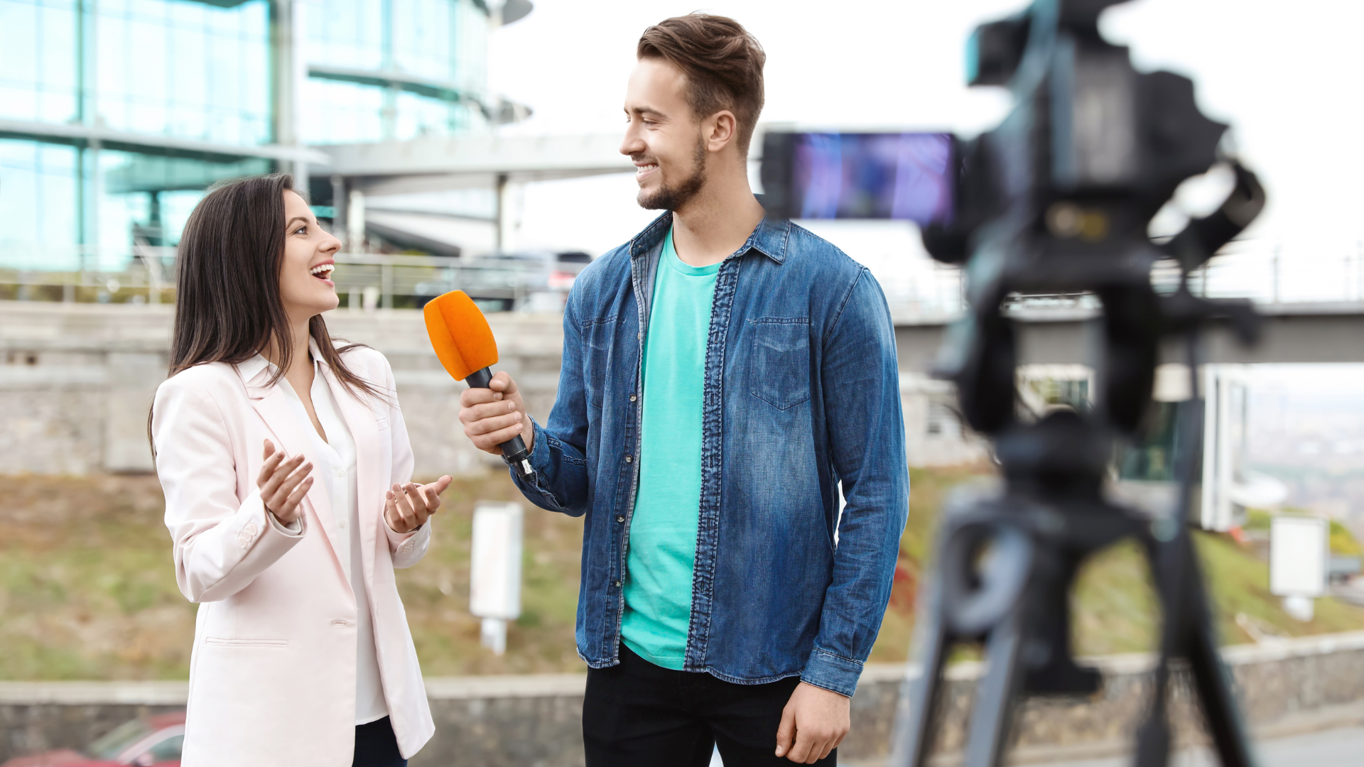 Devenir journaliste : choix d’études, qualités et compétences à maîtriser