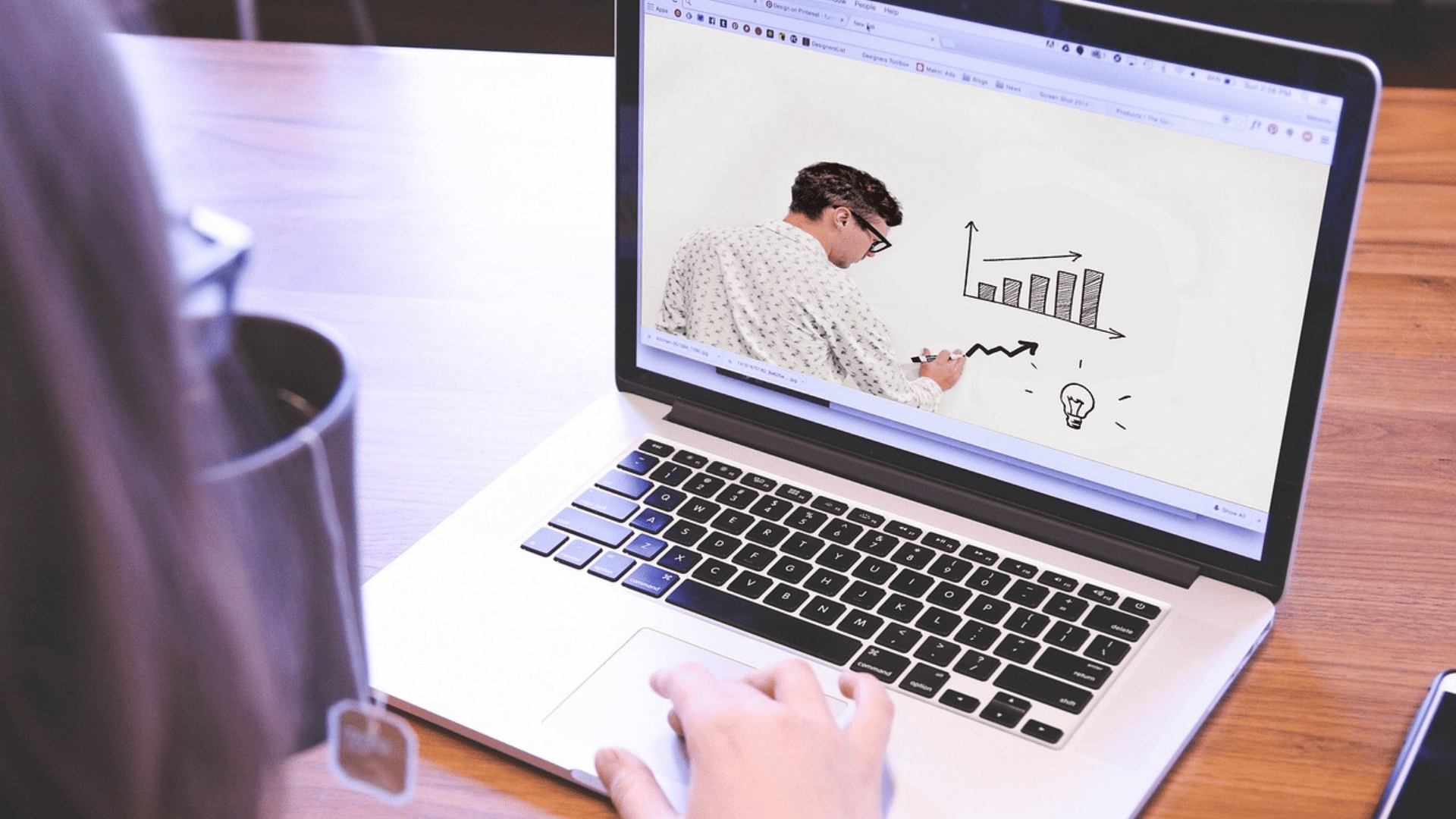 Quels sont les avantages d’un LCMS pour digitaliser les formations certifiantes de votre CFA ?