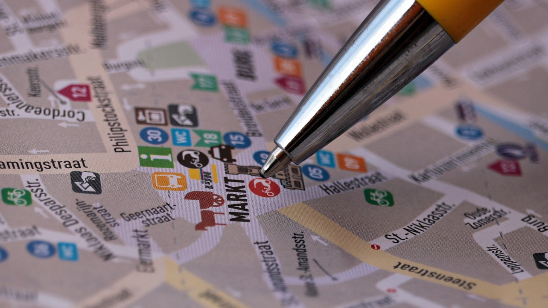 Pourquoi se former à GeoServer peut-il booster votre carrière dans la data géographique ?