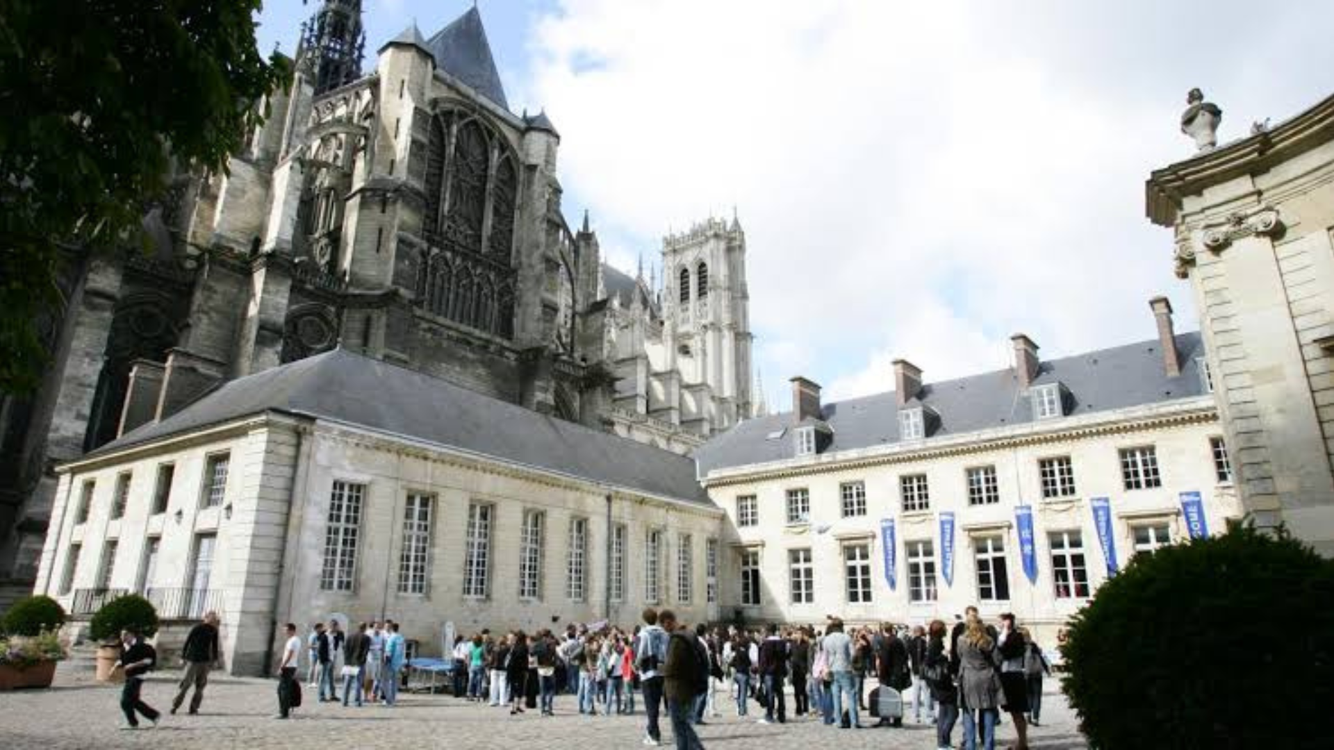ESC AMIENS PROGRAMME GRANDE ECOLE GRADE MASTER